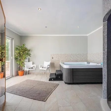 Apartman Cozy In With Sauna